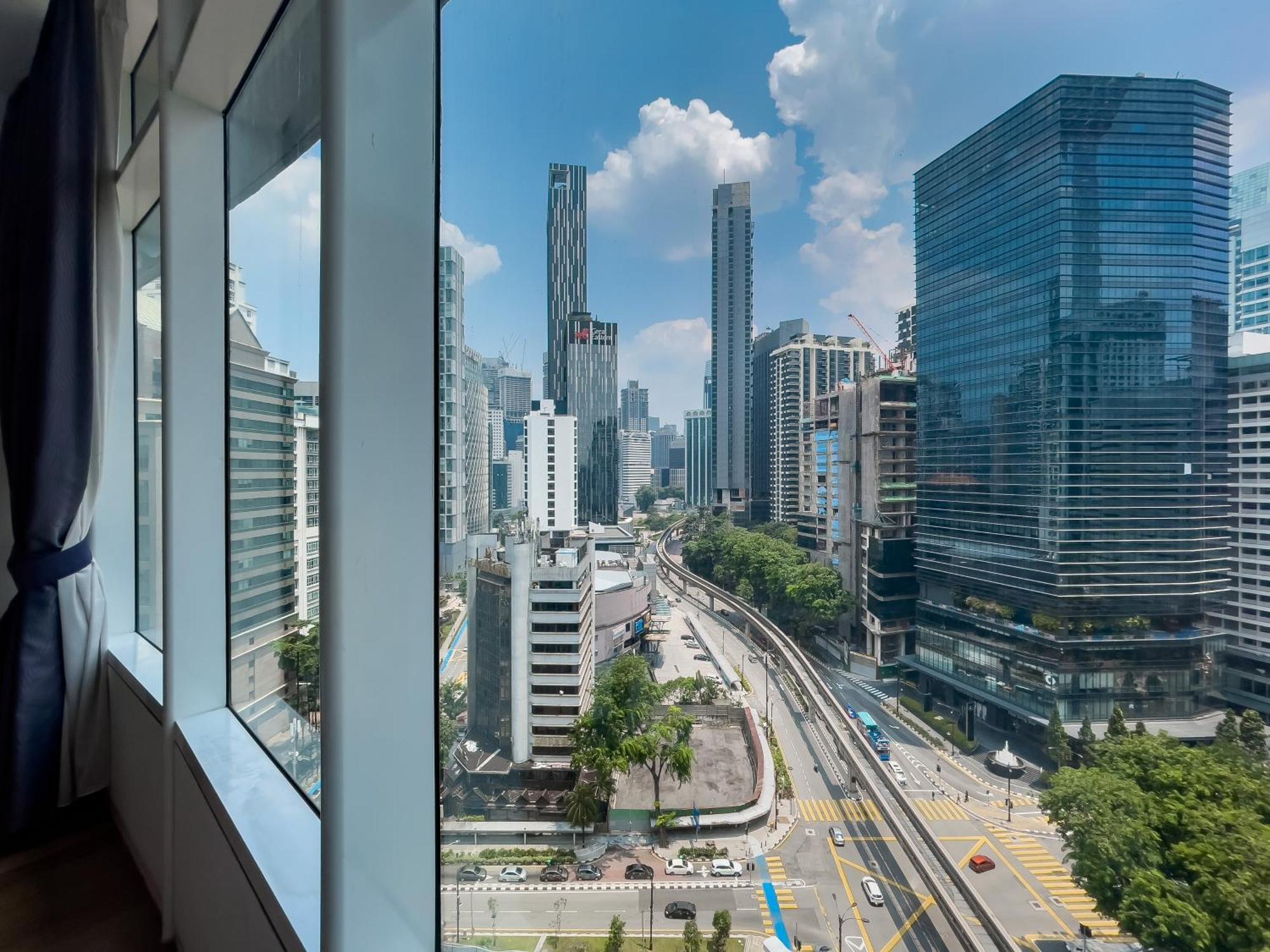 Vortex Suites Klcc By Blacknest Kuala Lumpur Exterior photo